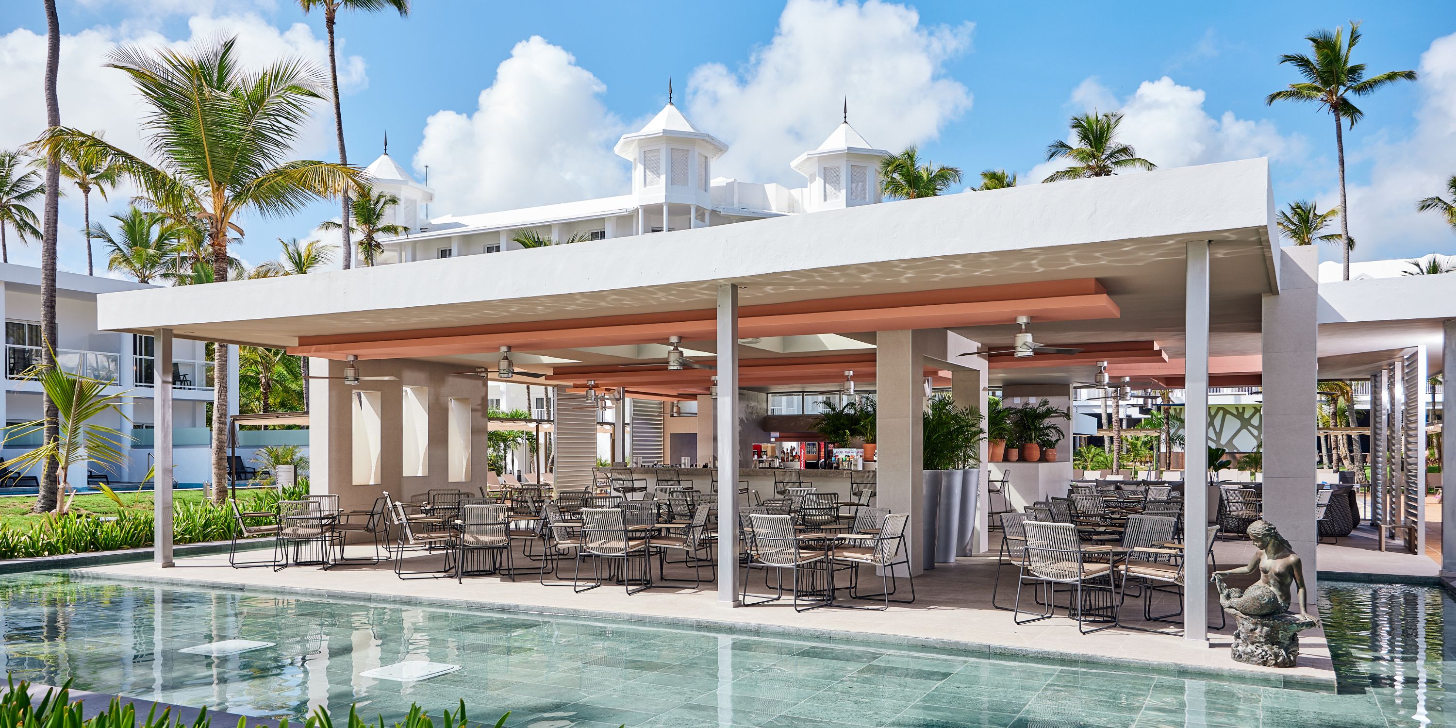 Riu Palace Macao Pool Restaurant